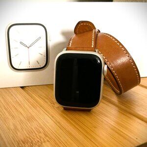 Apple Watch Hermès Fauve Leather Double Tour Strap 38 mm - excellent condition